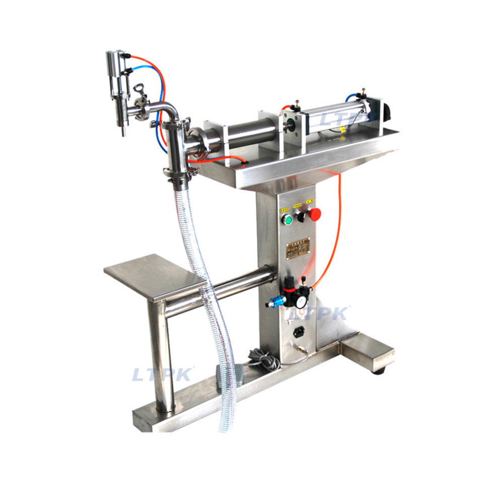 Simple single-head drinking water filling machine.jpg